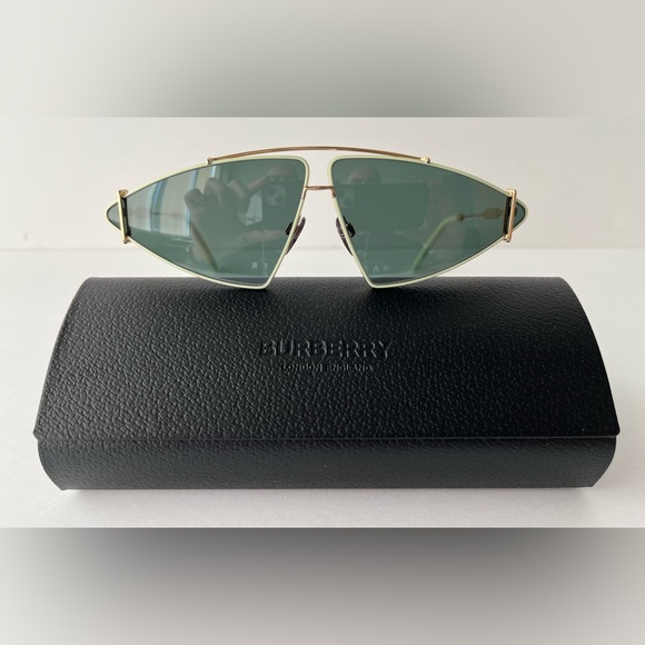 Burberry 3111 Sunglasses Gold 101771 New - Picture 1 of 6
